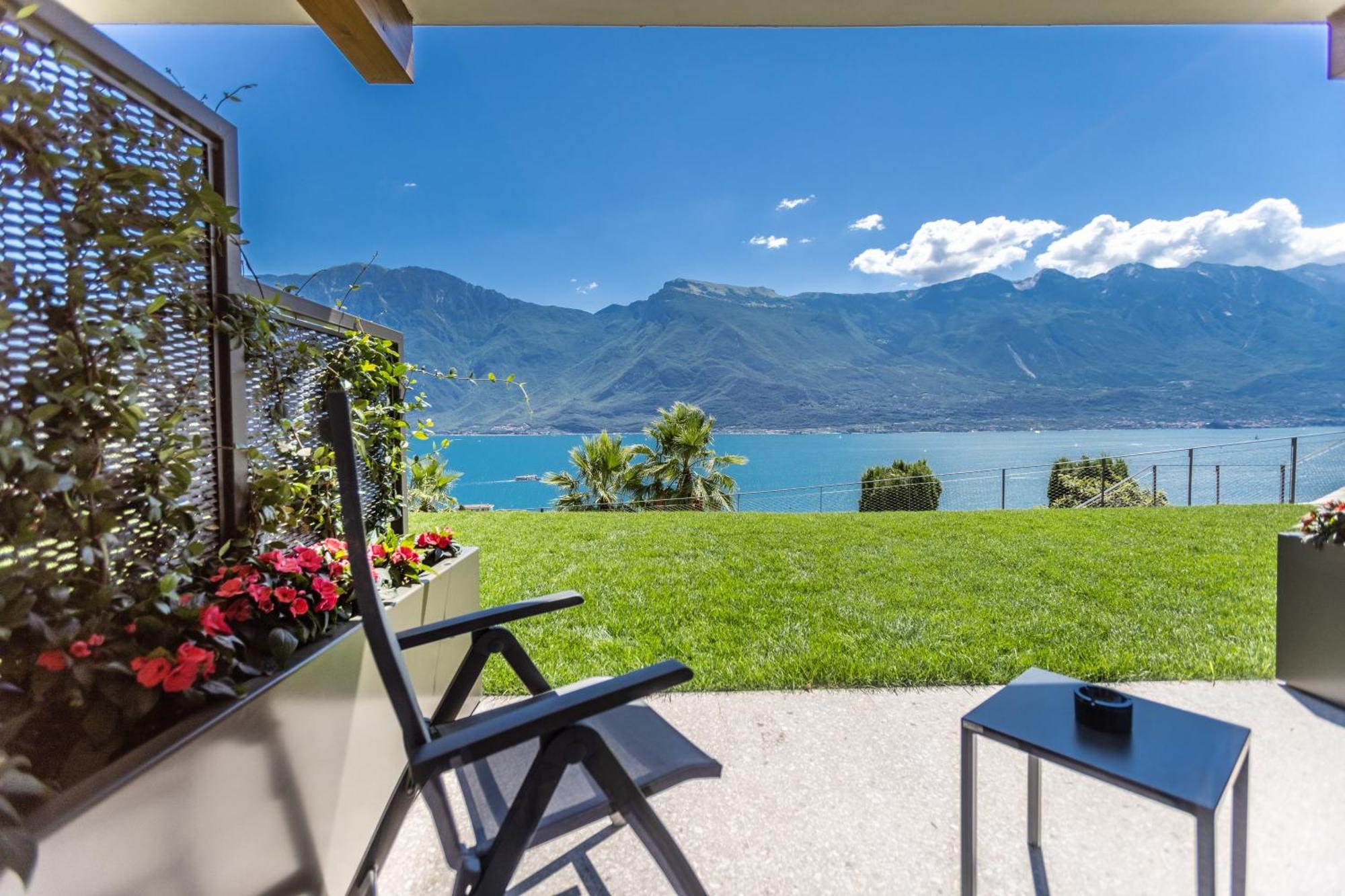 Llac Living Nature Hotel Limone sul Garda Dış mekan fotoğraf
